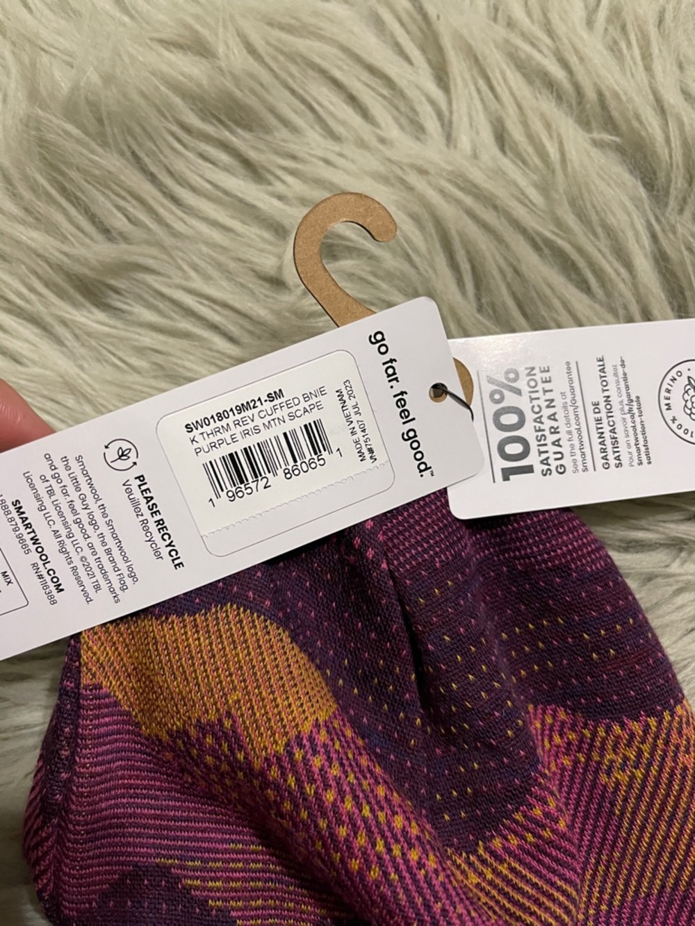 Smartwool Purple, Pink‎ & Gold Knit Cuffed Beanie - Picture 3 of 4